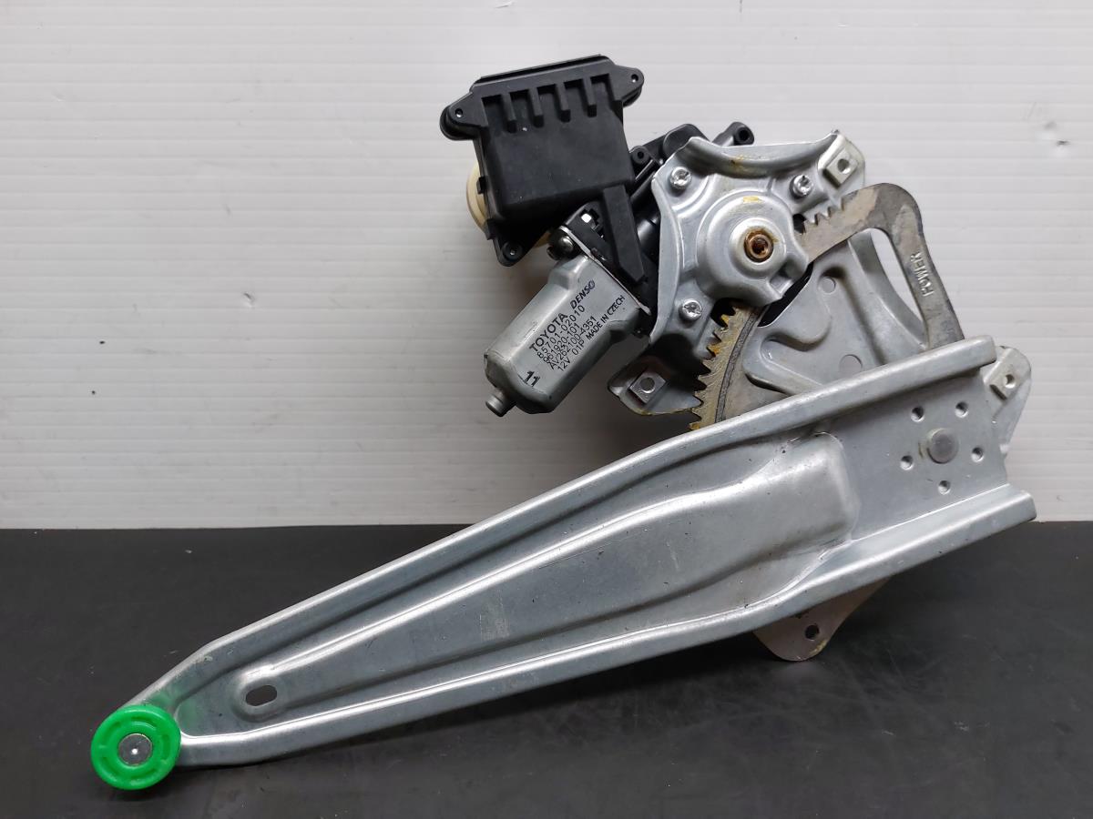 Left rear window regulator TOYOTA Avensis Sedan (_T27_)