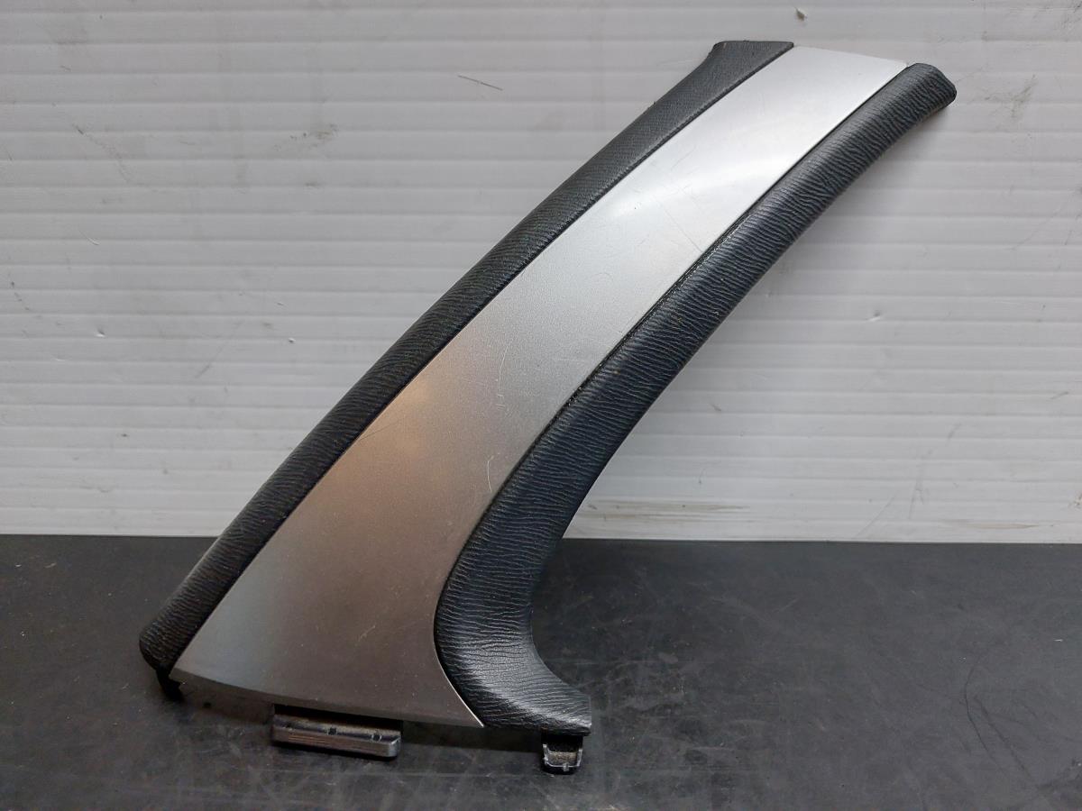Modanatura porta anteriore sinistra TOYOTA Avensis Sedan (_T27_)