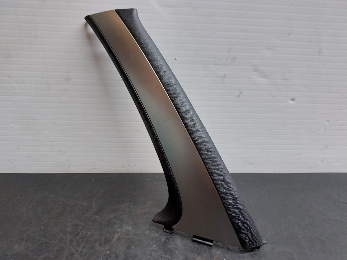 Right rear door trim TOYOTA Avensis Sedan (_T27_)