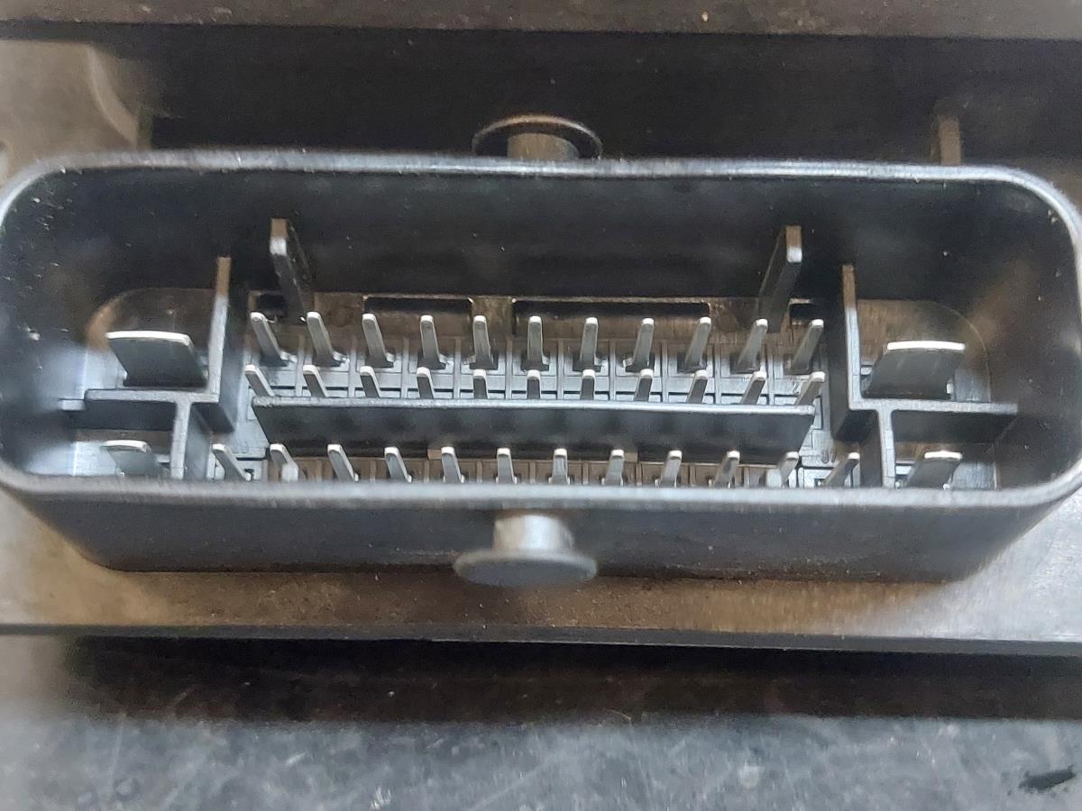 ABS MERCEDES-BENZ Classe E Cabriolet (A207) Imagem-3