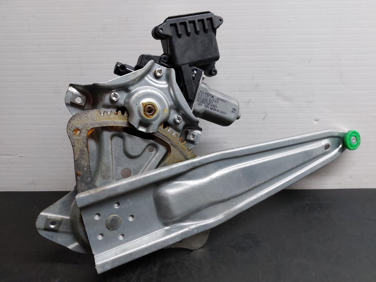 Right rear window regulator TOYOTA Avensis Sedan (_T27_)