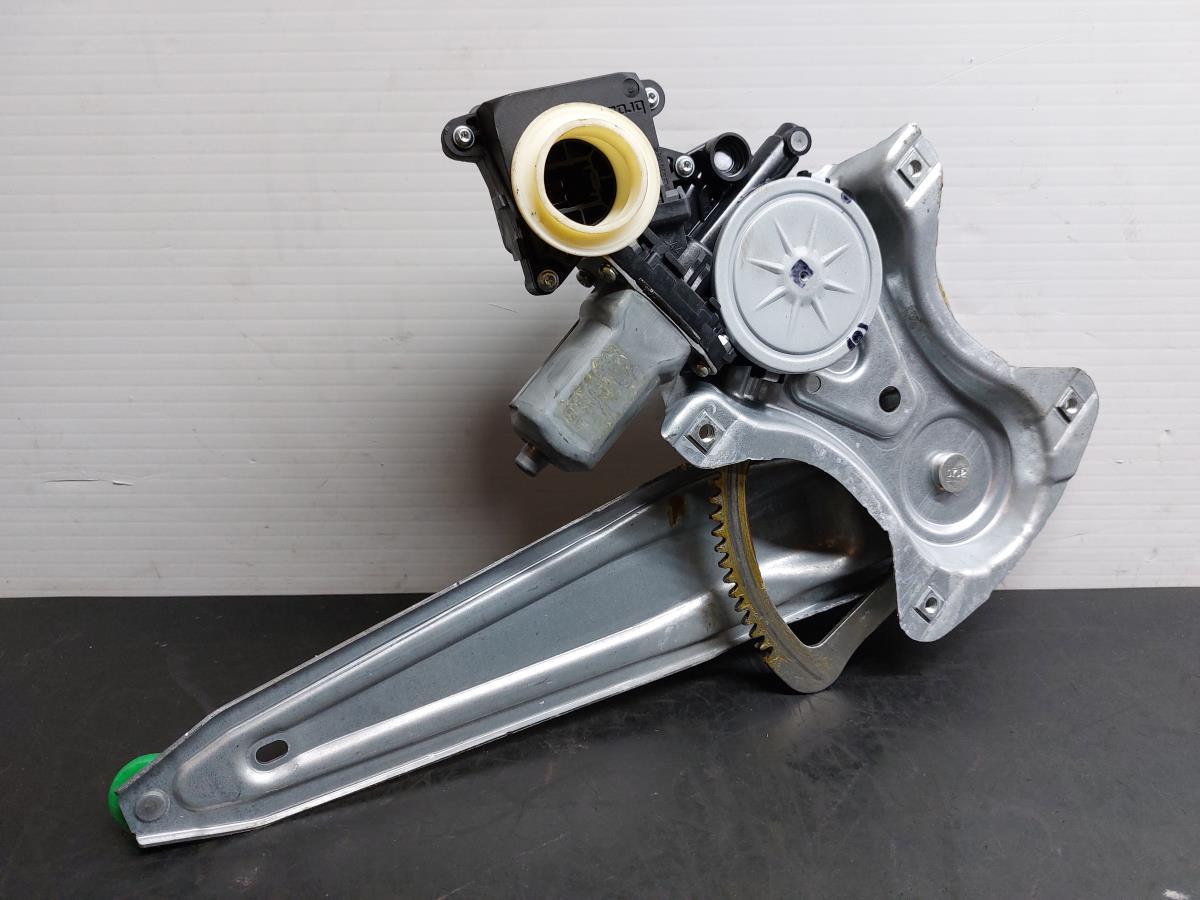 Right rear window regulator TOYOTA Avensis Sedan (_T27_) Imagem-3
