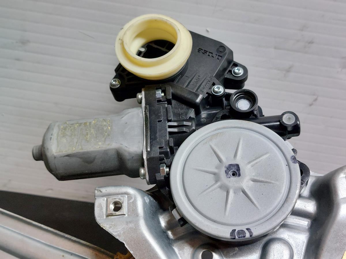 Right rear window regulator TOYOTA Avensis Sedan (_T27_) Imagem-5