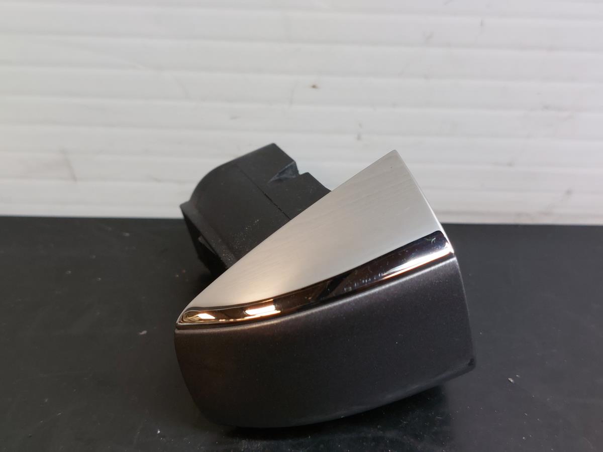 Capa do puxador da porta direita RENAULT Talisman (L2M_)