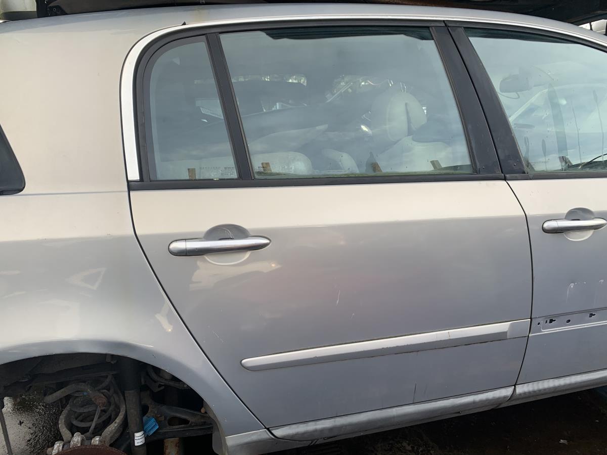 Porta trás direita RENAULT Vel Satis (BJ0_)