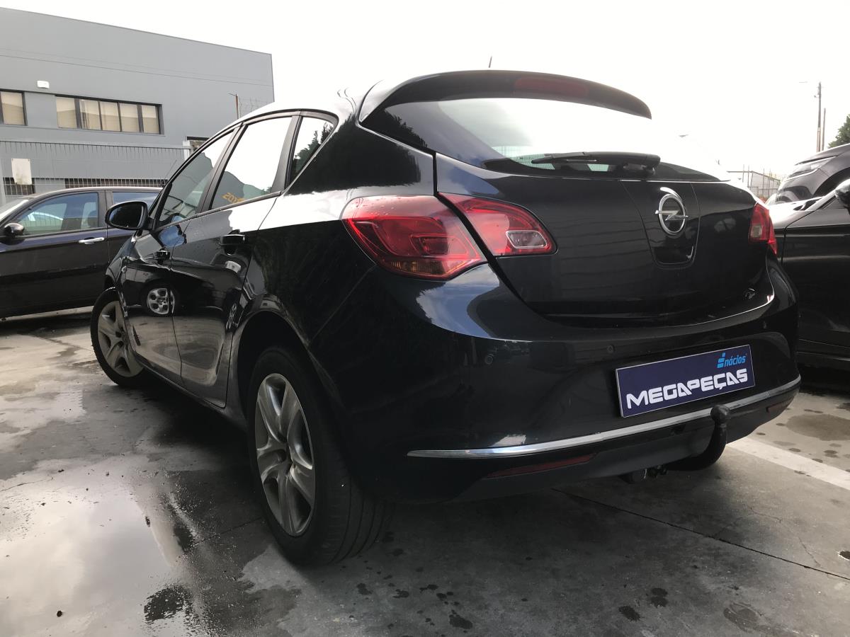 Porta / tampa da mala OPEL Astra J Imagem-1