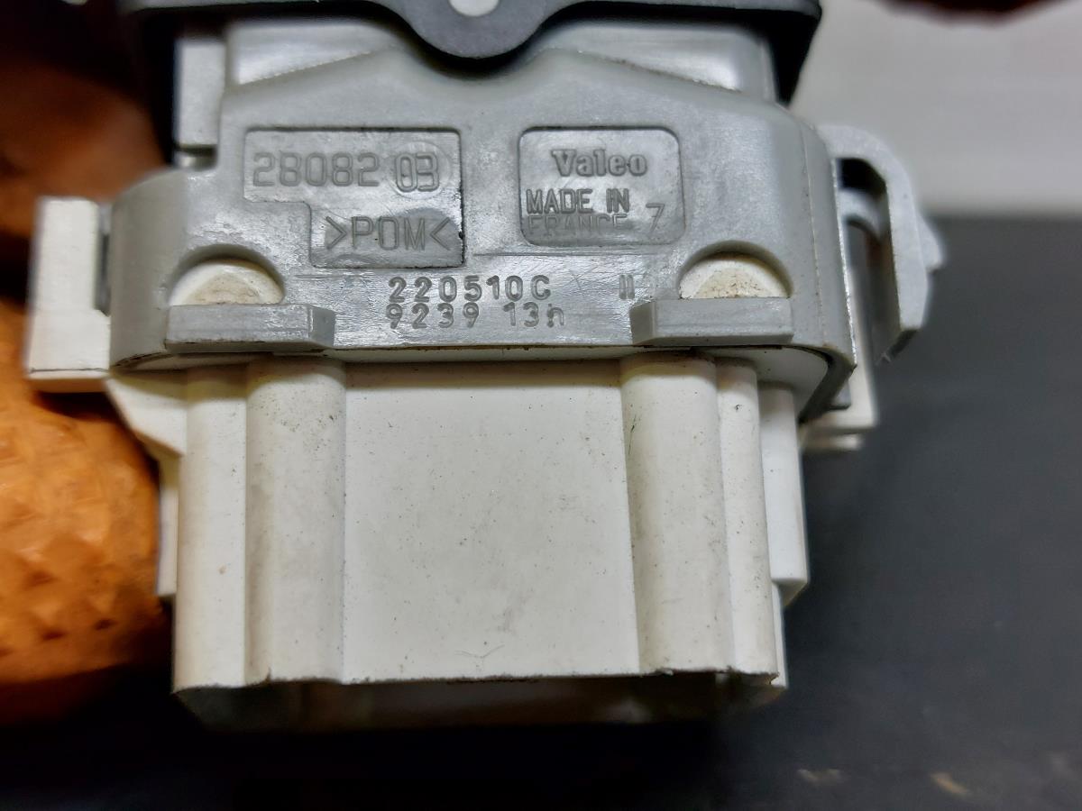 Levier de frein de stationnement Volvo FM12 (01.98-12.05 Levier de frein de stationnement Volvo FM12 (01.98-12.05