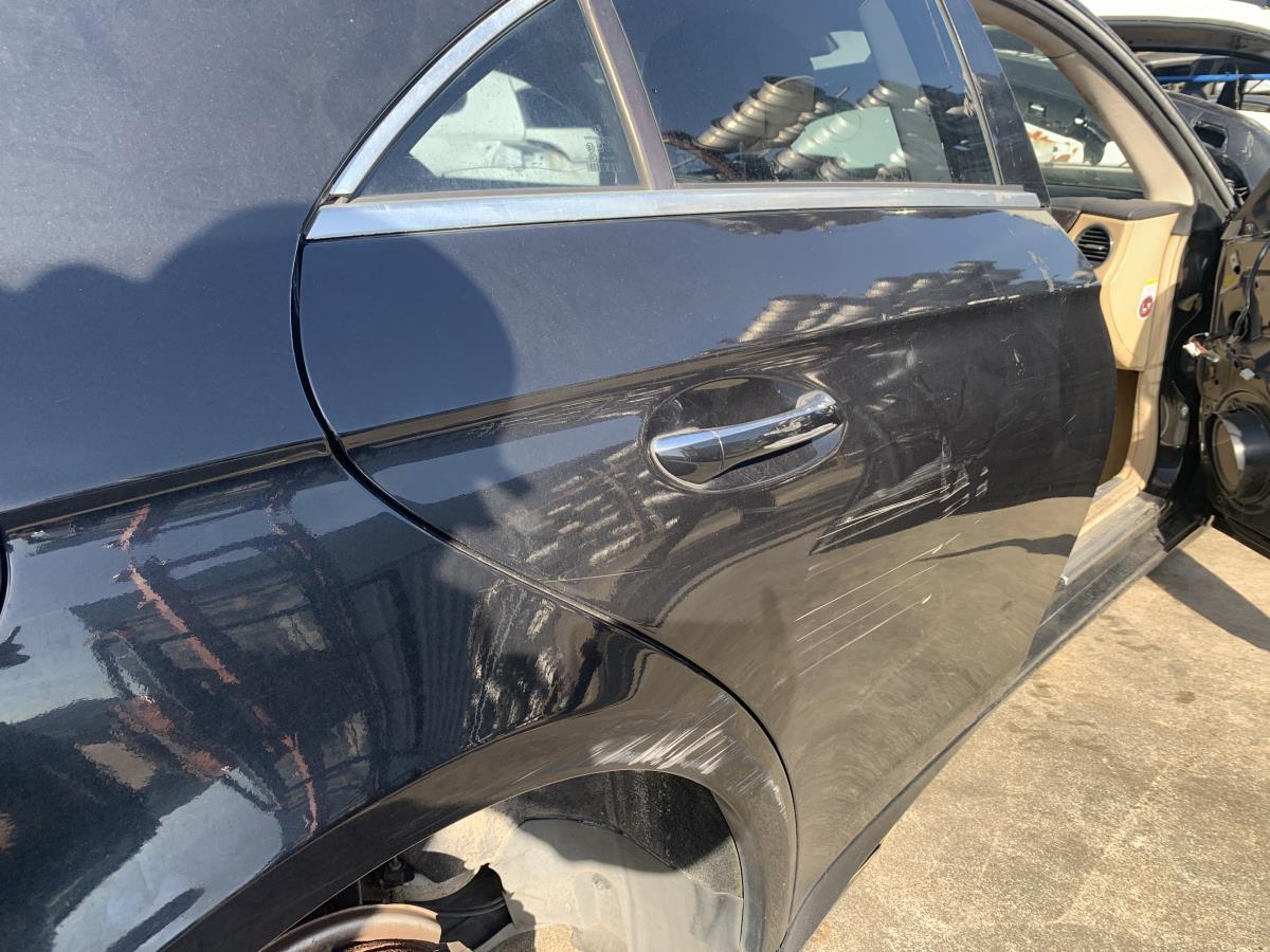 Porta trás direita MERCEDES-BENZ CLS (C219) Imagem-1