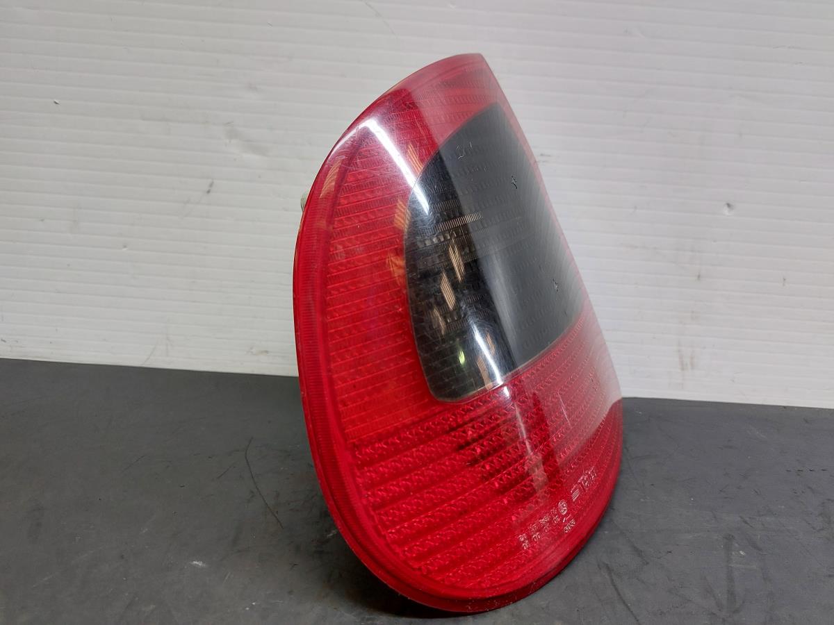 Feu arrière Gauche SEAT Cordoba (6K1, 6K2) Imagem-1