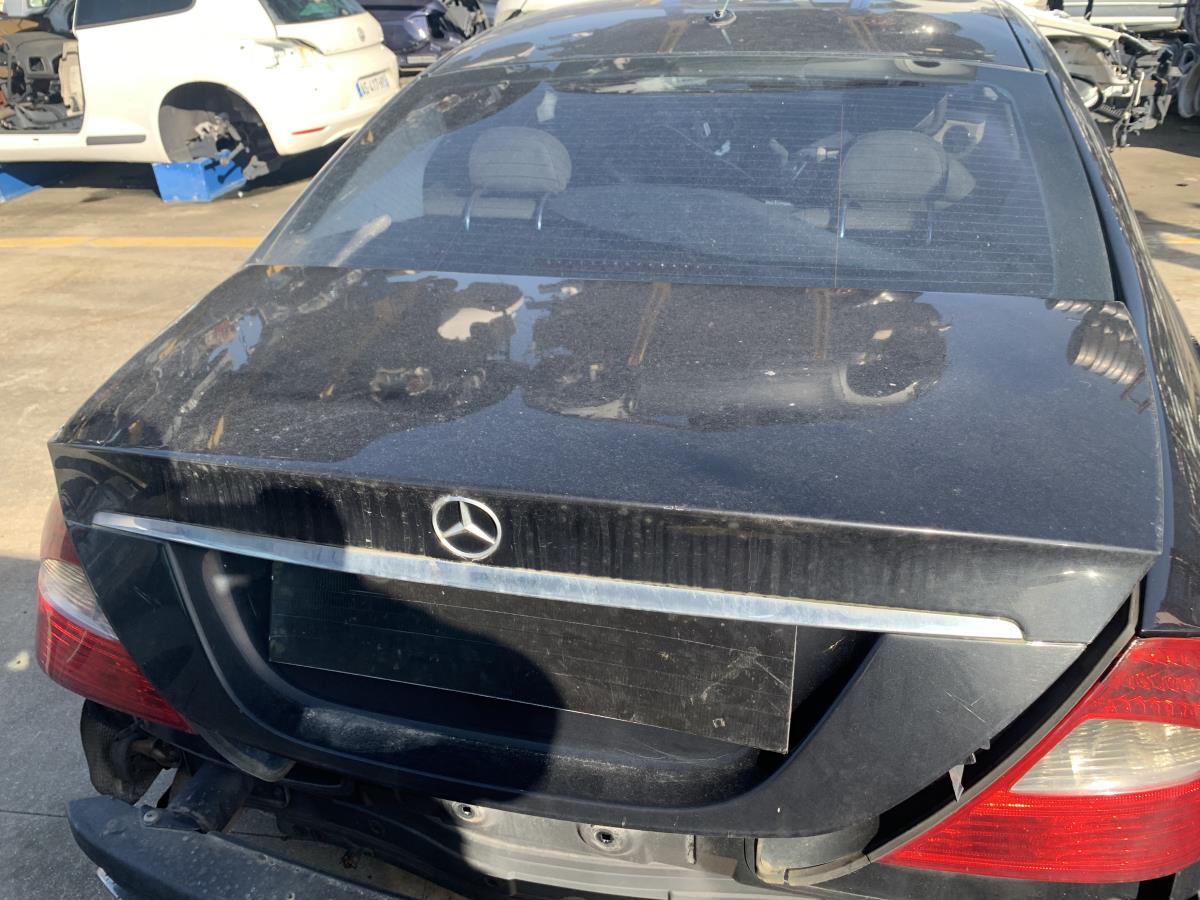 Porta / tampa da mala MERCEDES-BENZ CLS (C219)