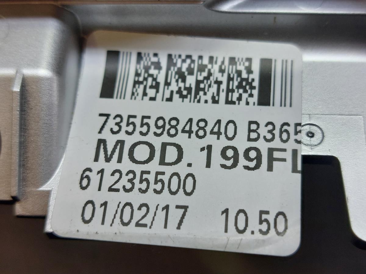 Panneau revêtement console centrale / radio FIAT Punto (199_) Imagem-4