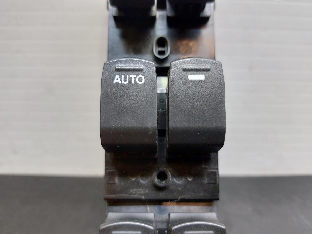 Mando / interruptor elevalunas delantero izquierdo SUZUKI SX4 S-Cross (JY) Imagem-2