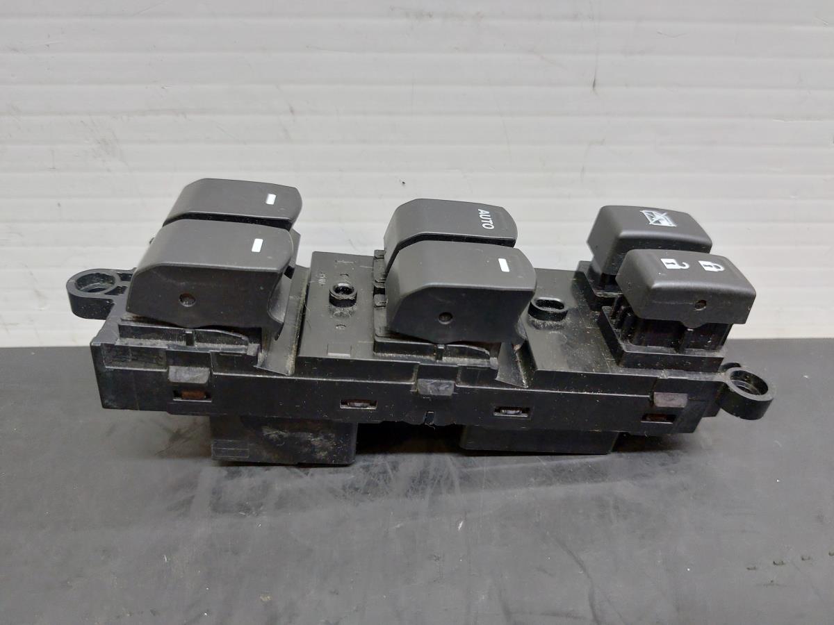 Mando / interruptor elevalunas delantero izquierdo SUZUKI SX4 S-Cross (JY) Imagem-4