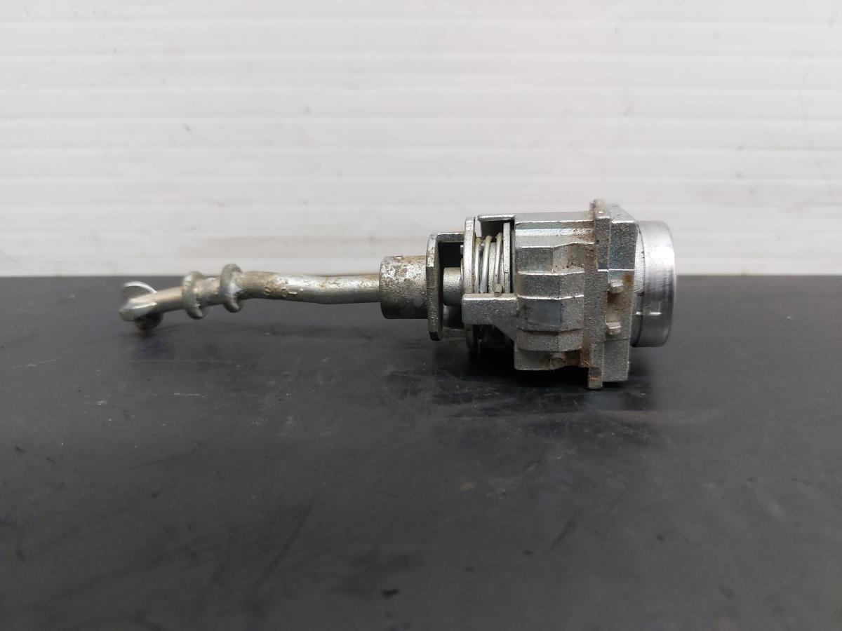 Canhão de porta SUZUKI SX4 S-Cross (JY) Imagem-4