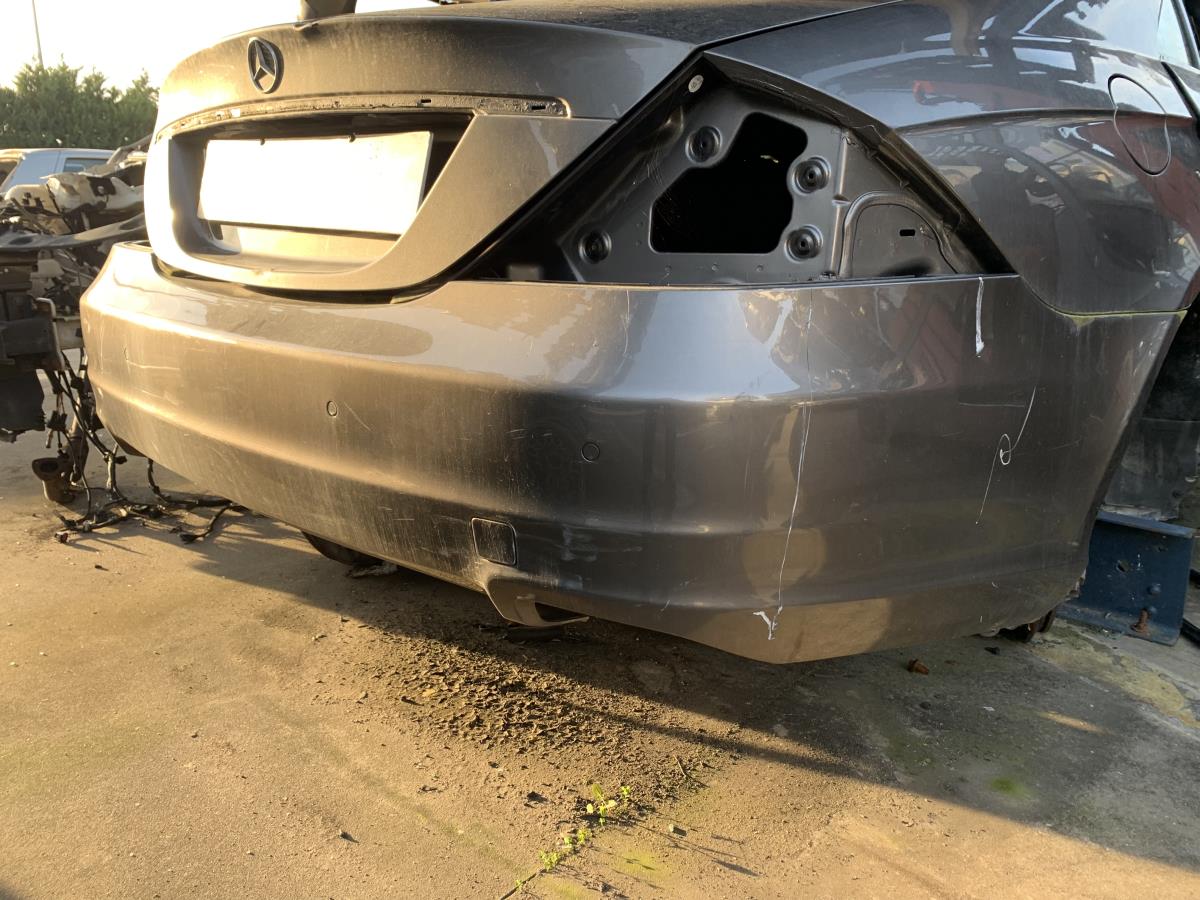 Pare-chocs arrière MERCEDES-BENZ CLS (C219) Imagem-1