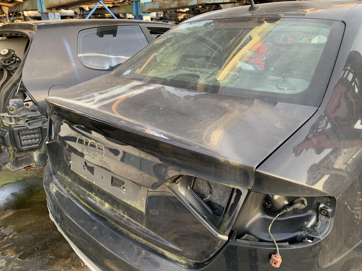 Porta / tampa da mala AUDI A4 (8K2, B8) Imagem-1