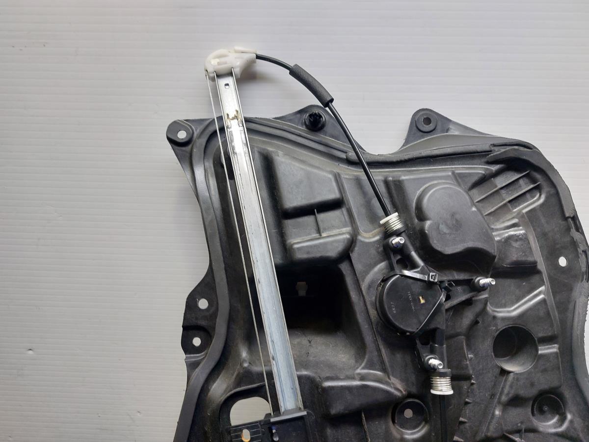 Alzavetro posteriore destro MAZDA 3 (BL) Imagem-12