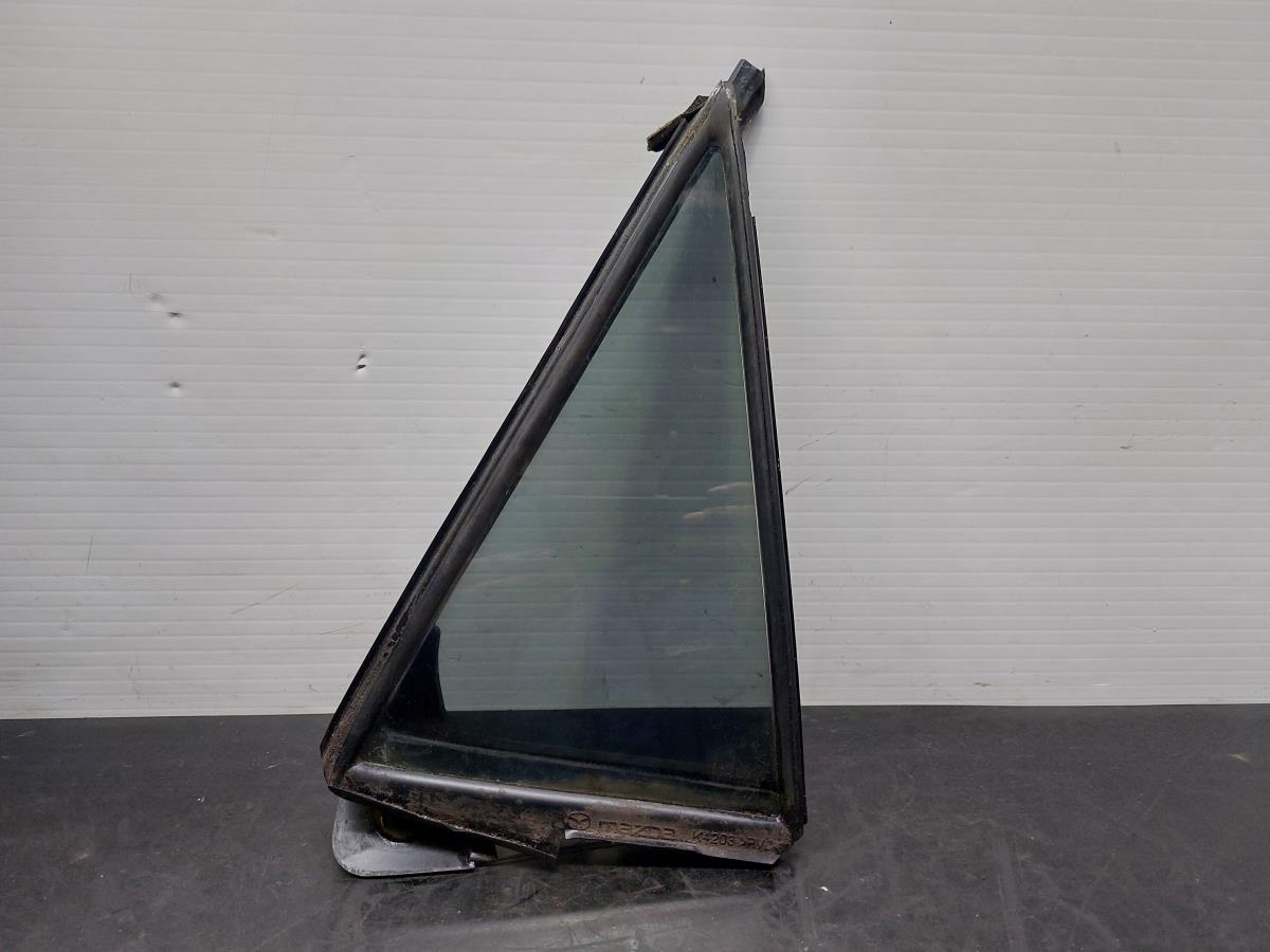 Vetro triangolare porta posteriore destra MAZDA 3 (BL)