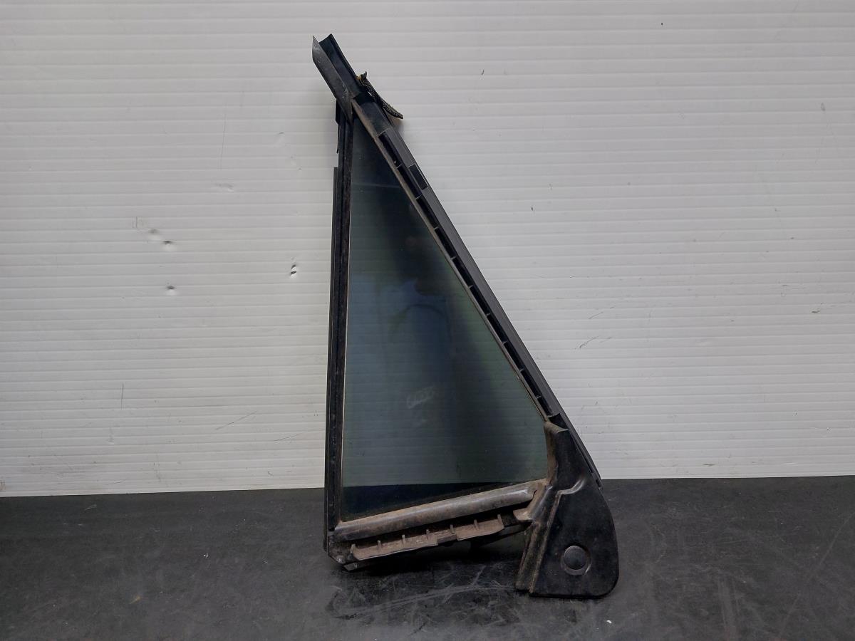 Vidro triangular da porta trás direito MAZDA 3 (BL) Imagem-2