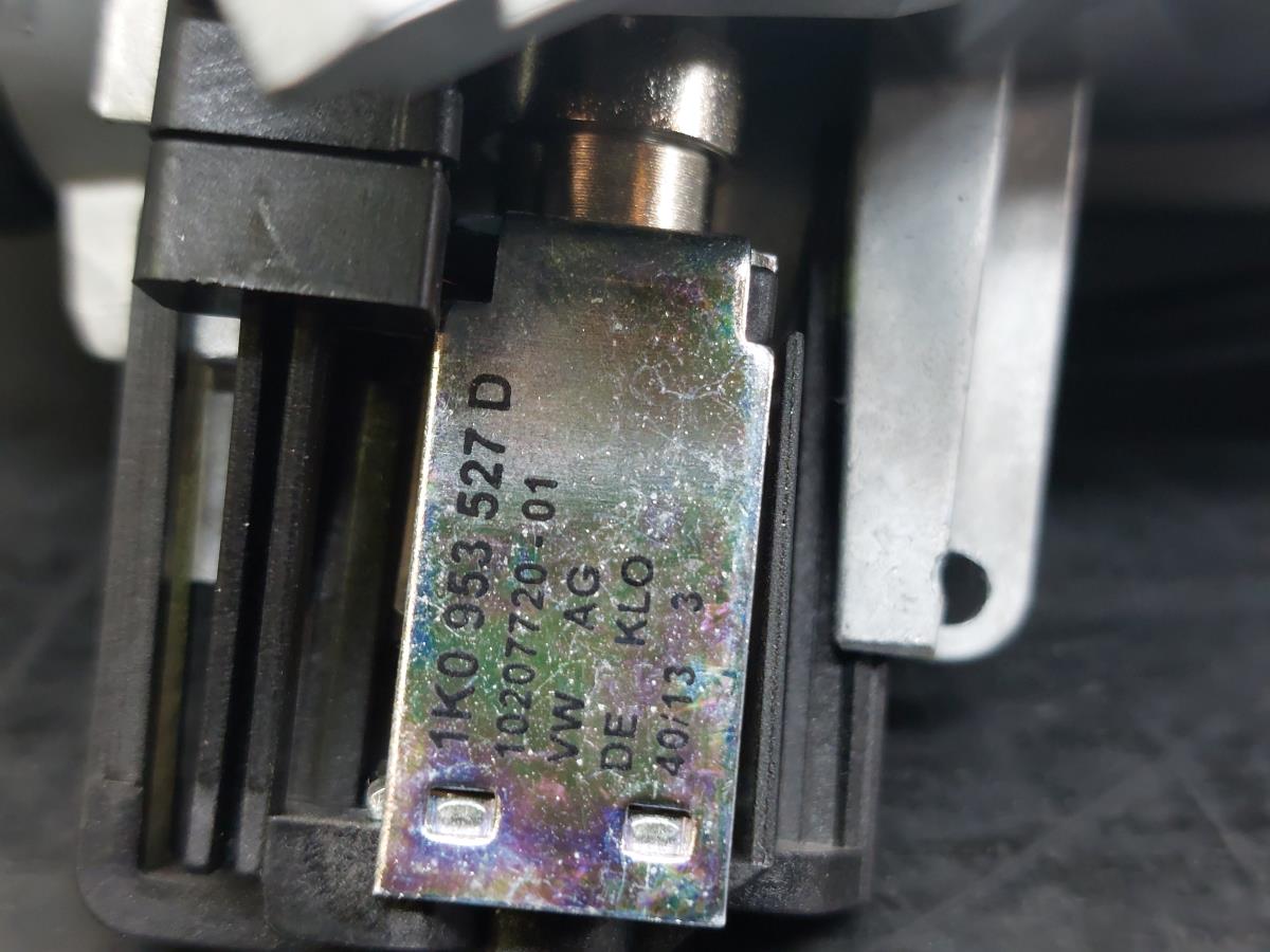 Cilindretto accensione AUDI A3 Sportback (8VA, 8VF) Imagem-7