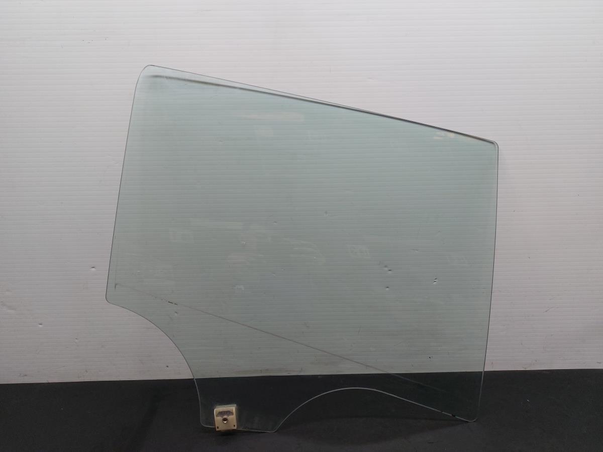 Vetro porta posteriore destra MAZDA 3 (BL)