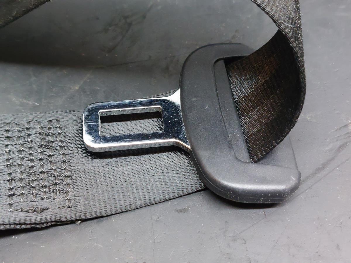 Prétensionneur de ceinture arrière Droite AUDI A3 Sportback (8VA, 8VF) Imagem-2