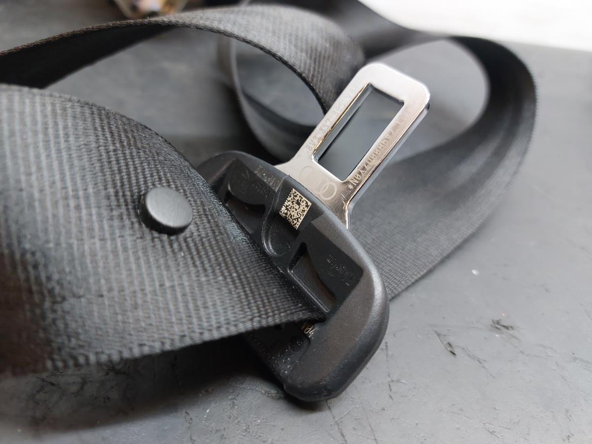 Prétensionneur de ceinture arrière gauche AUDI A3 Sportback (8VA, 8VF) Imagem-2
