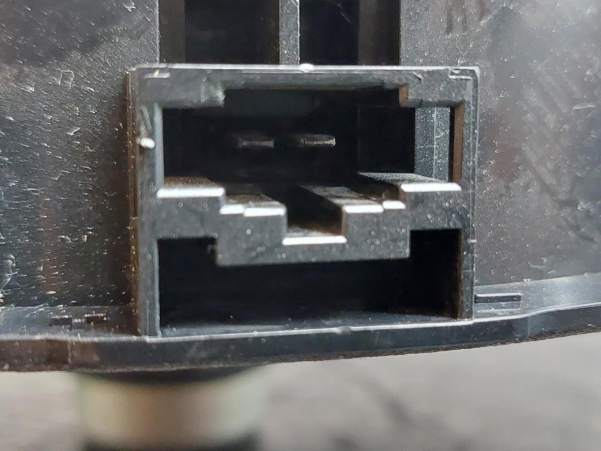 Columna de sonido AUDI A3 Sportback (8VA, 8VF) Imagem-2