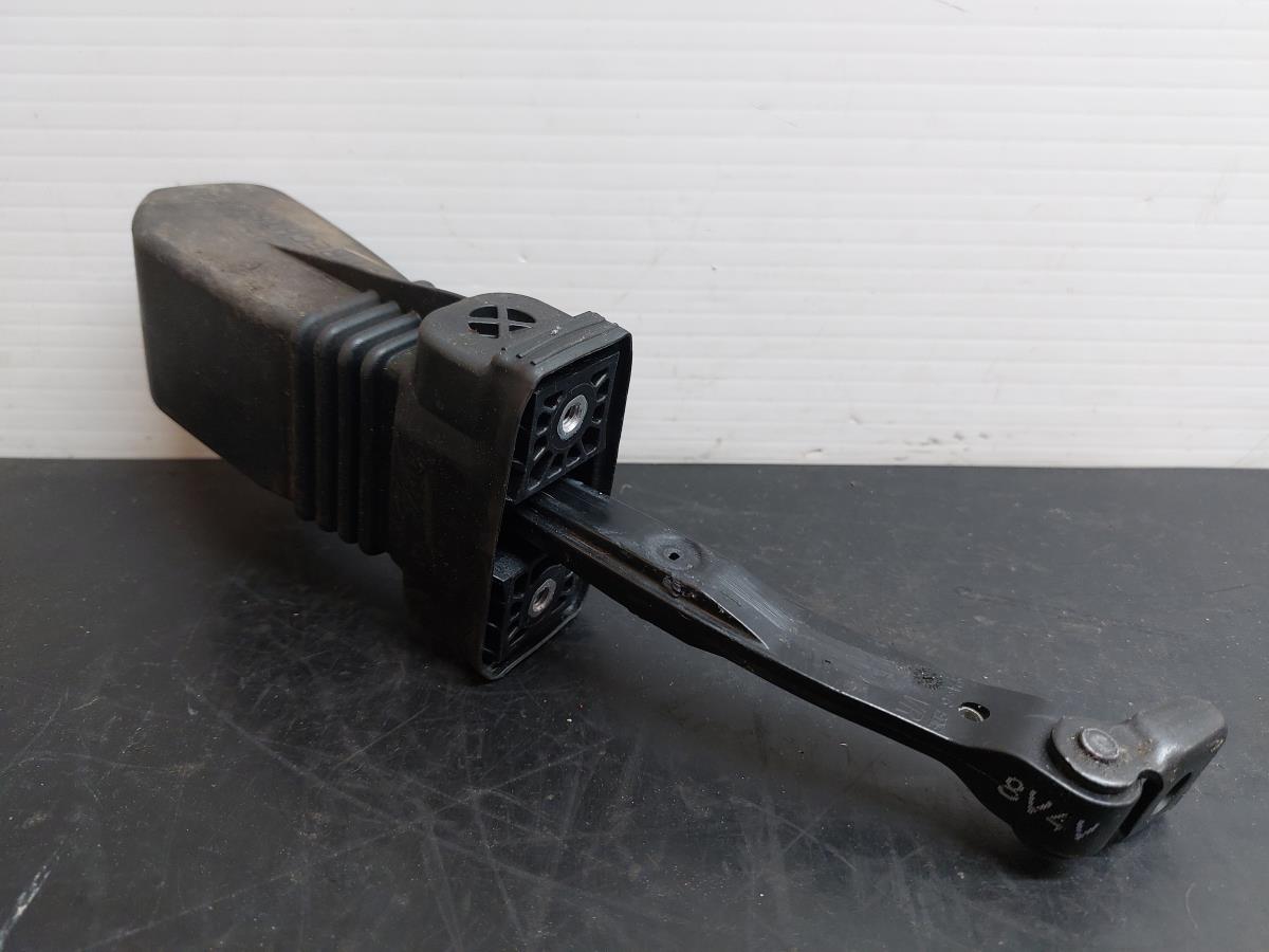 Limitatore porta anteriore sinistro AUDI A3 Sportback (8VA, 8VF)