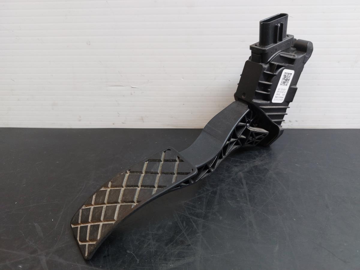 Pedal acelerador AUDI A3 Sportback (8VA, 8VF) Imagem-1