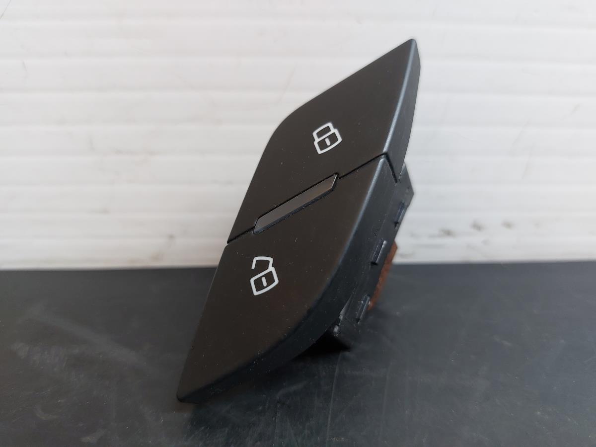 Pulsante / interruttore chiusura porte AUDI A3 Sportback (8VA, 8VF)