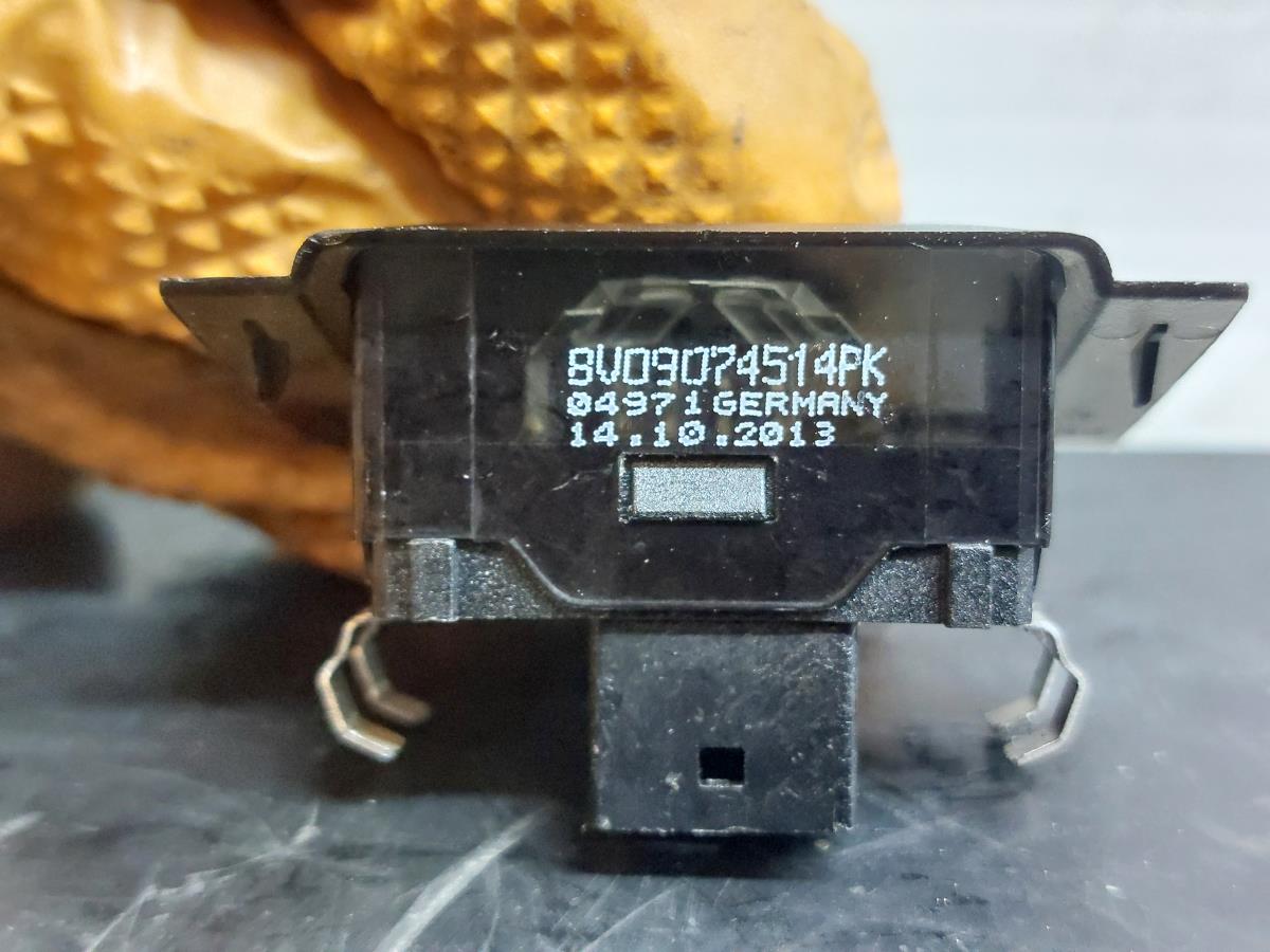 Sensor de lluvia AUDI A3 Sportback (8VA, 8VF) Imagem-2