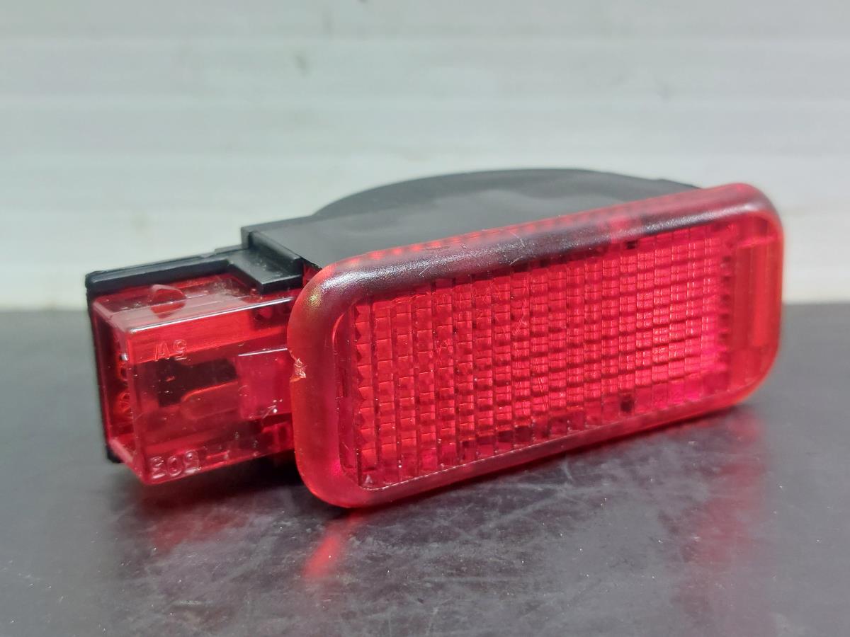 Luz interior AUDI A5 Sportback (8TA)