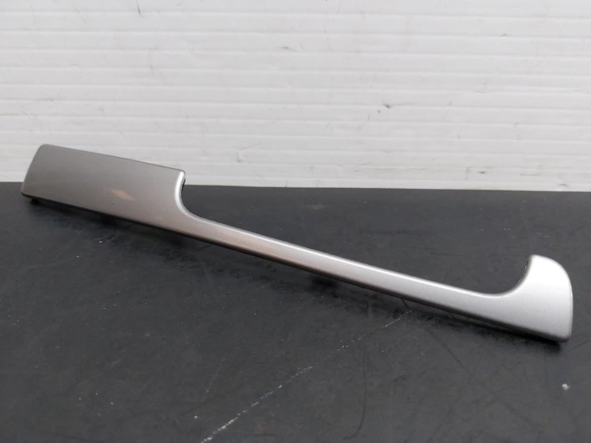 Friso tablier VOLKSWAGEN Golf V (1K1)