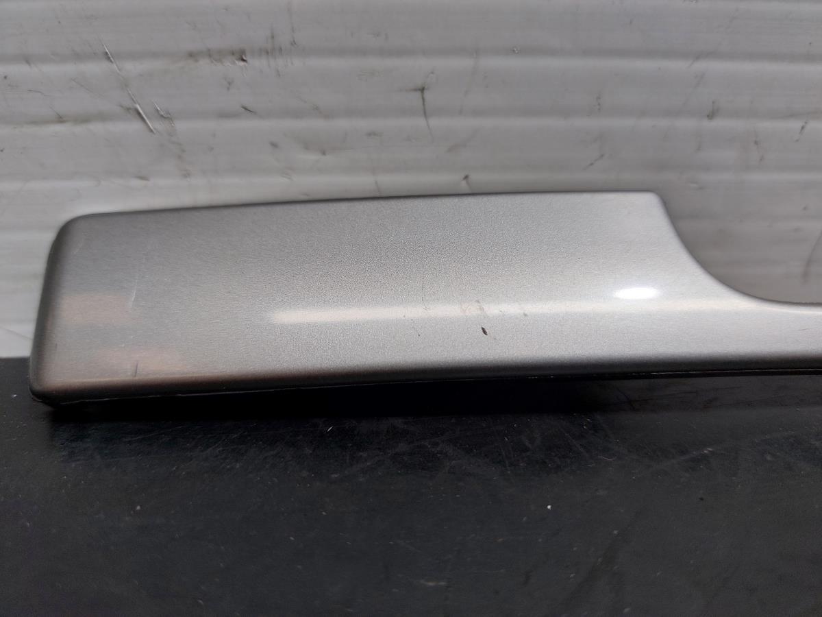 Friso tablier VOLKSWAGEN Golf V (1K1) Imagem-3