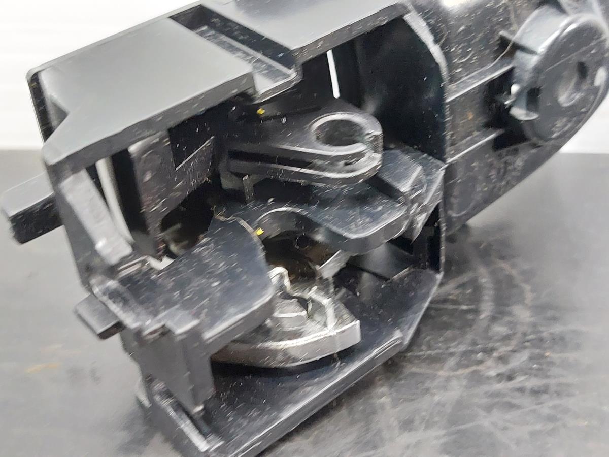 Right front interior door handle TOYOTA Yaris (_P13_) Imagem-5