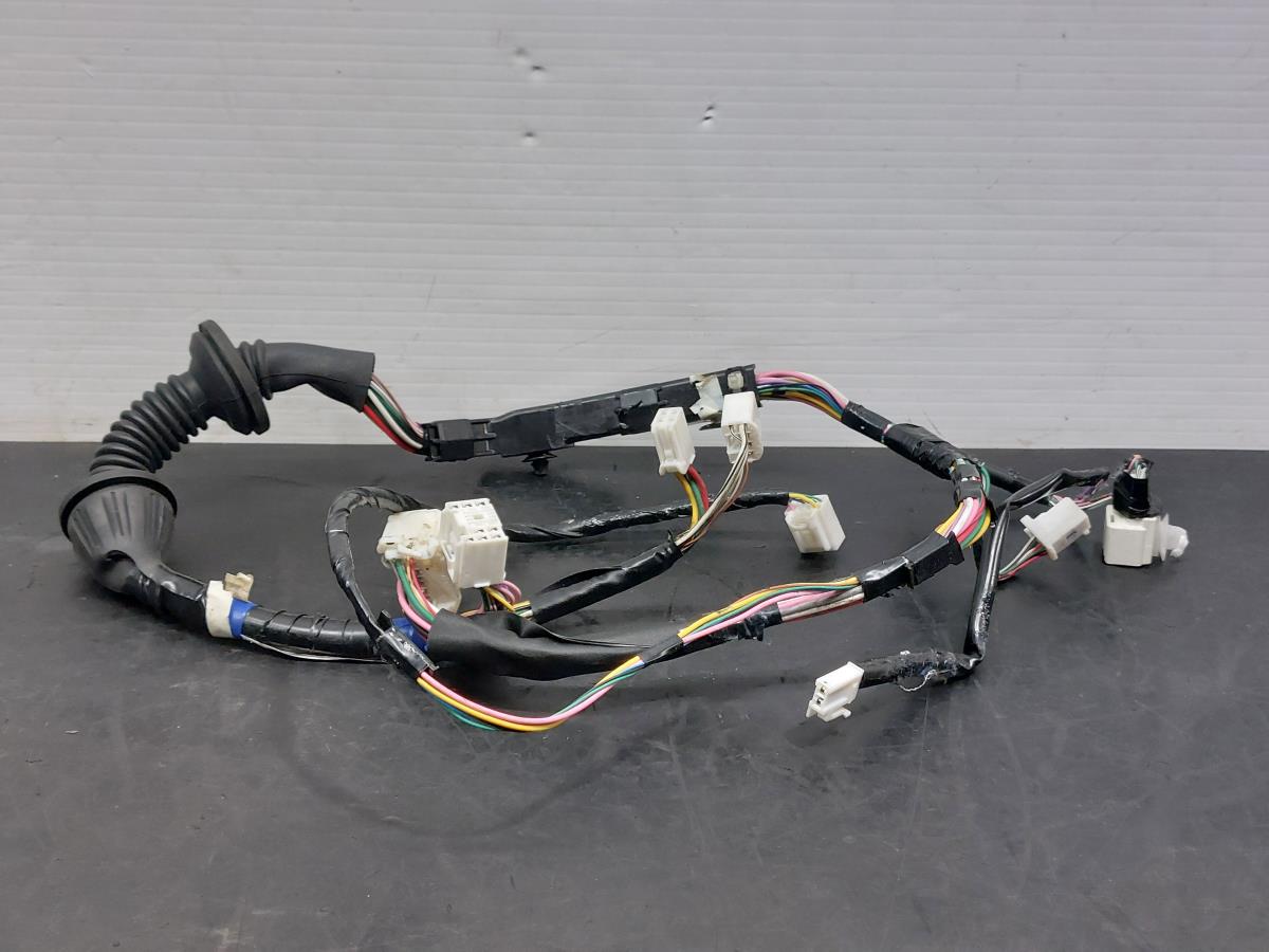 Cableado interior TOYOTA Yaris (_P13_)