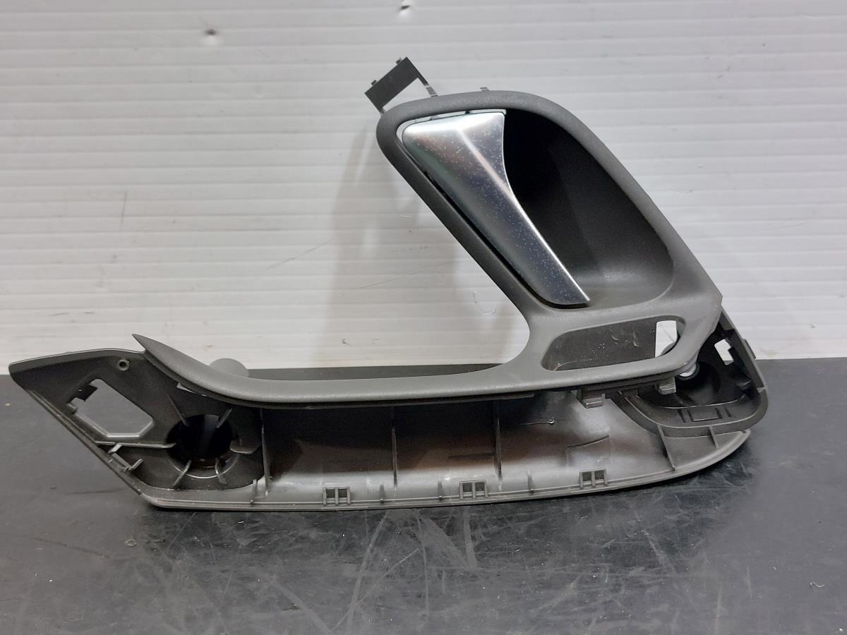 Left front interior door handle VOLKSWAGEN Polo (6R, 6C)