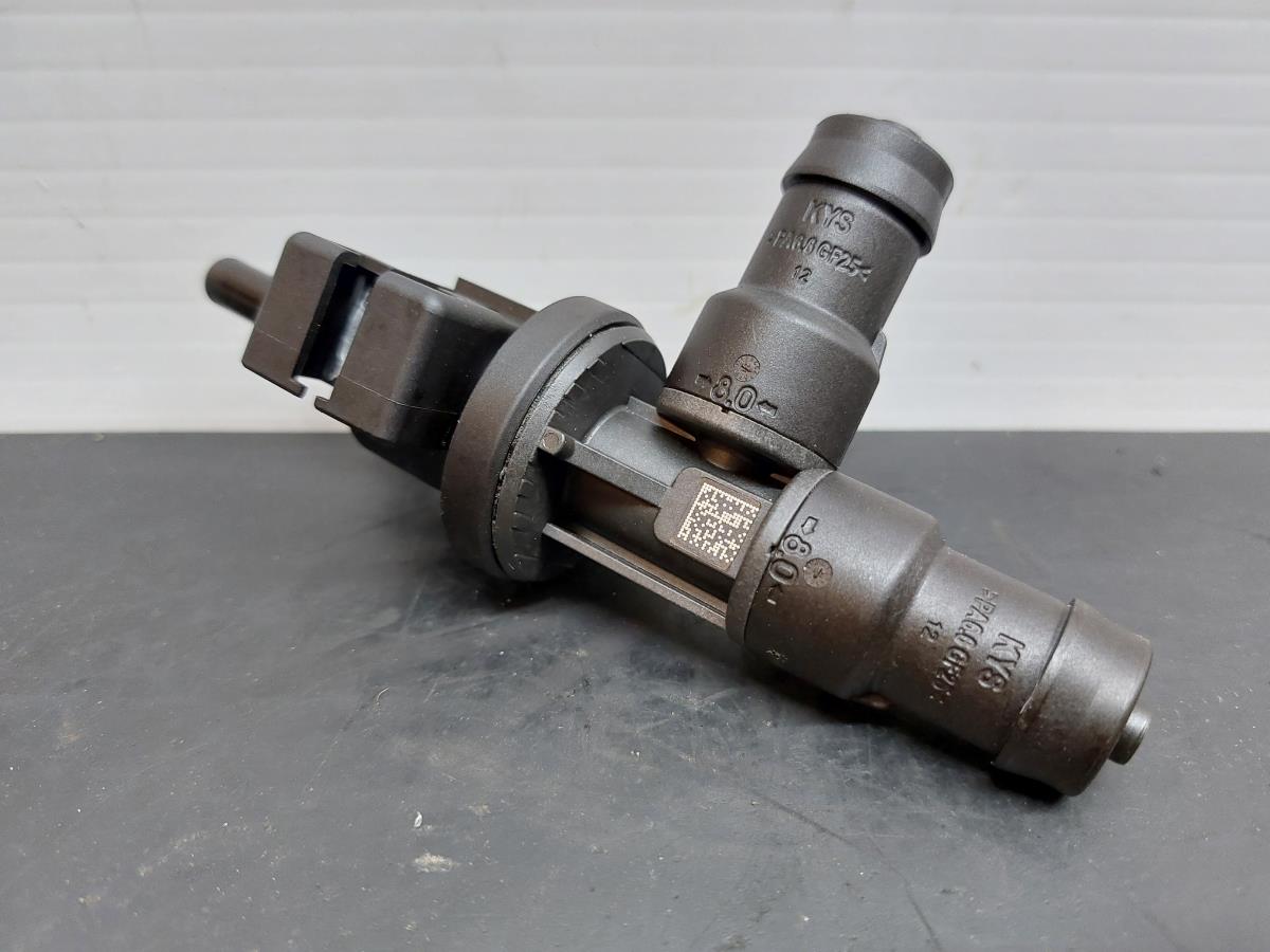 Valve générique BMW 1 (F40)