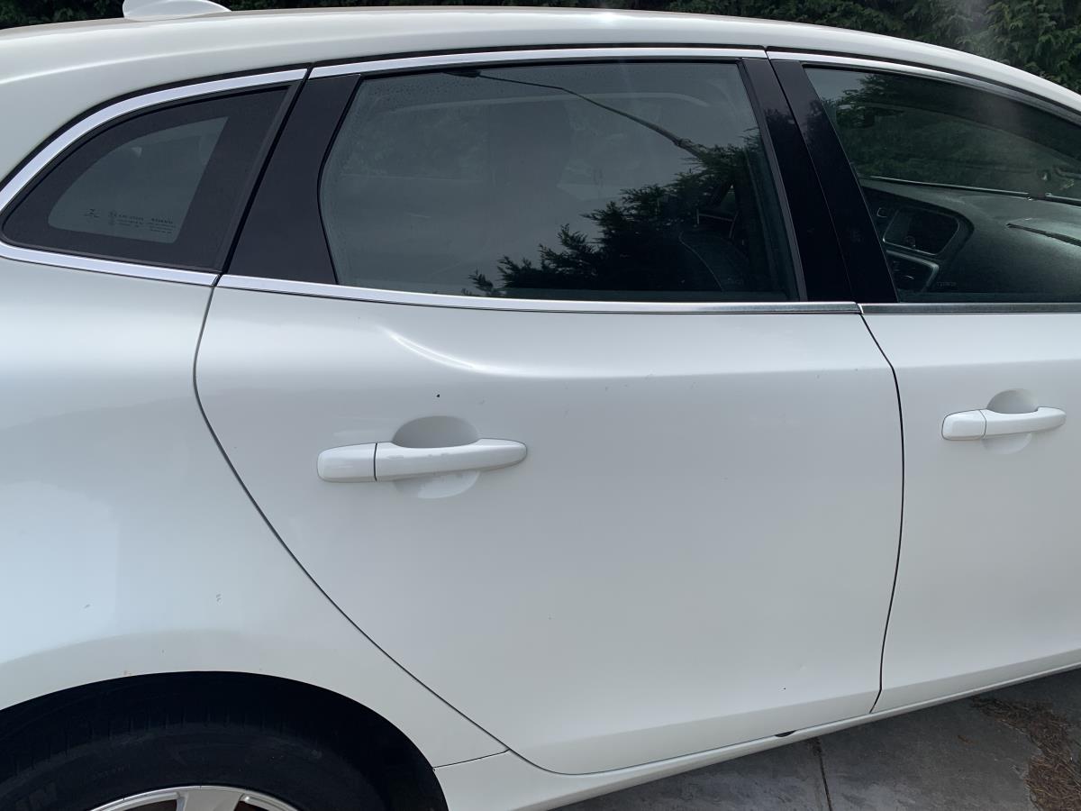 Porte arrière Droite VOLVO V40 Hatchback Imagem-0