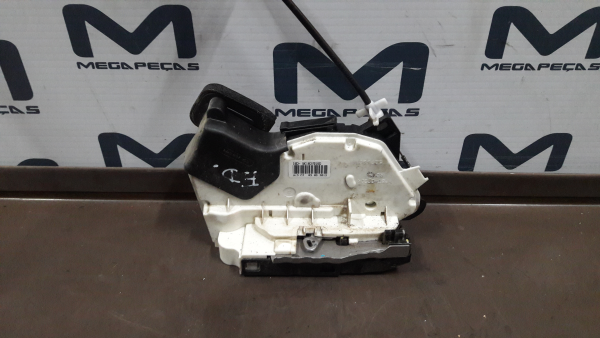 Serrure Avant Droite VOLKSWAGEN Polo (6R, 6C)