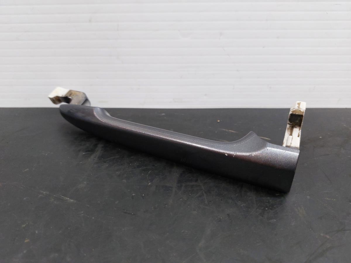 Left front door handle MITSUBISHI Lancer VIII Sportback (CX_A)