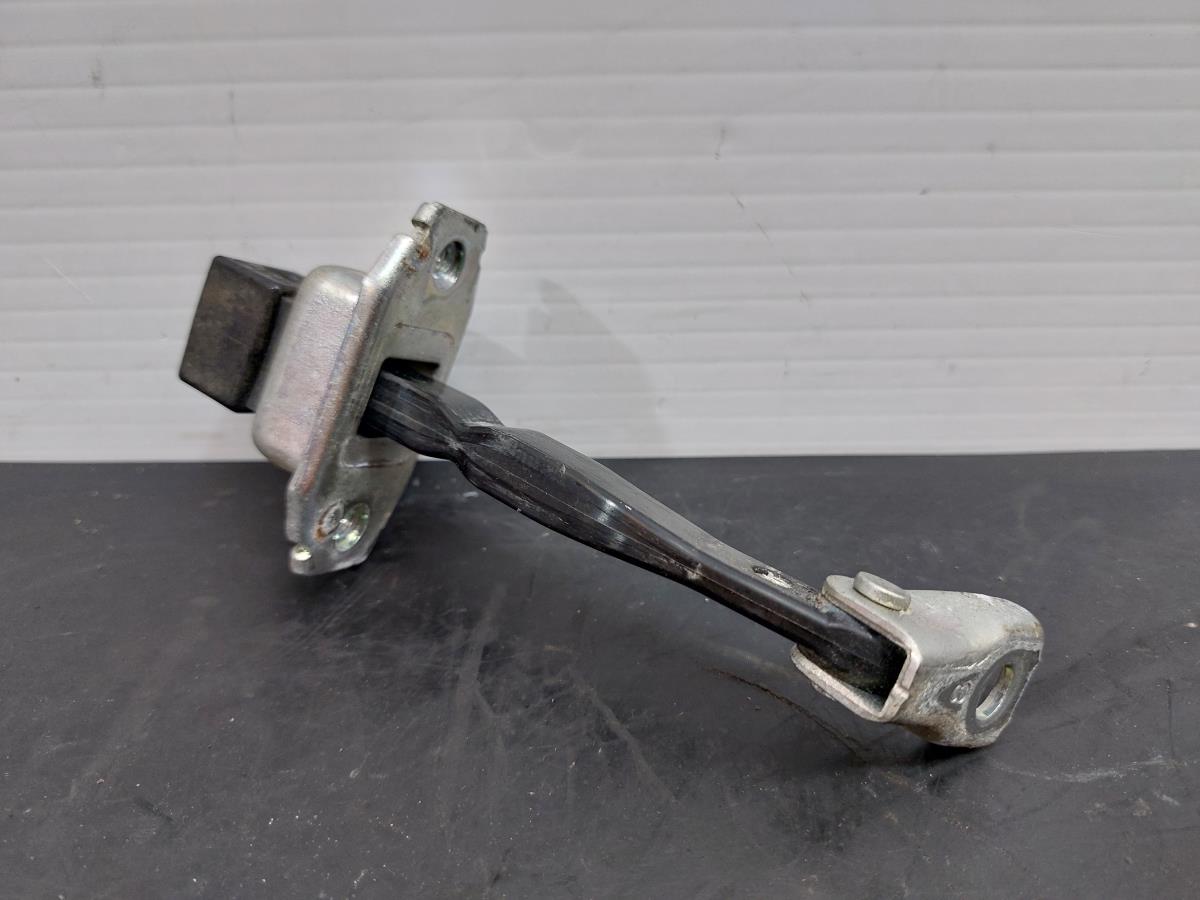 Limitatore porta anteriore sinistro MITSUBISHI Lancer VIII Sportback (CX_A)