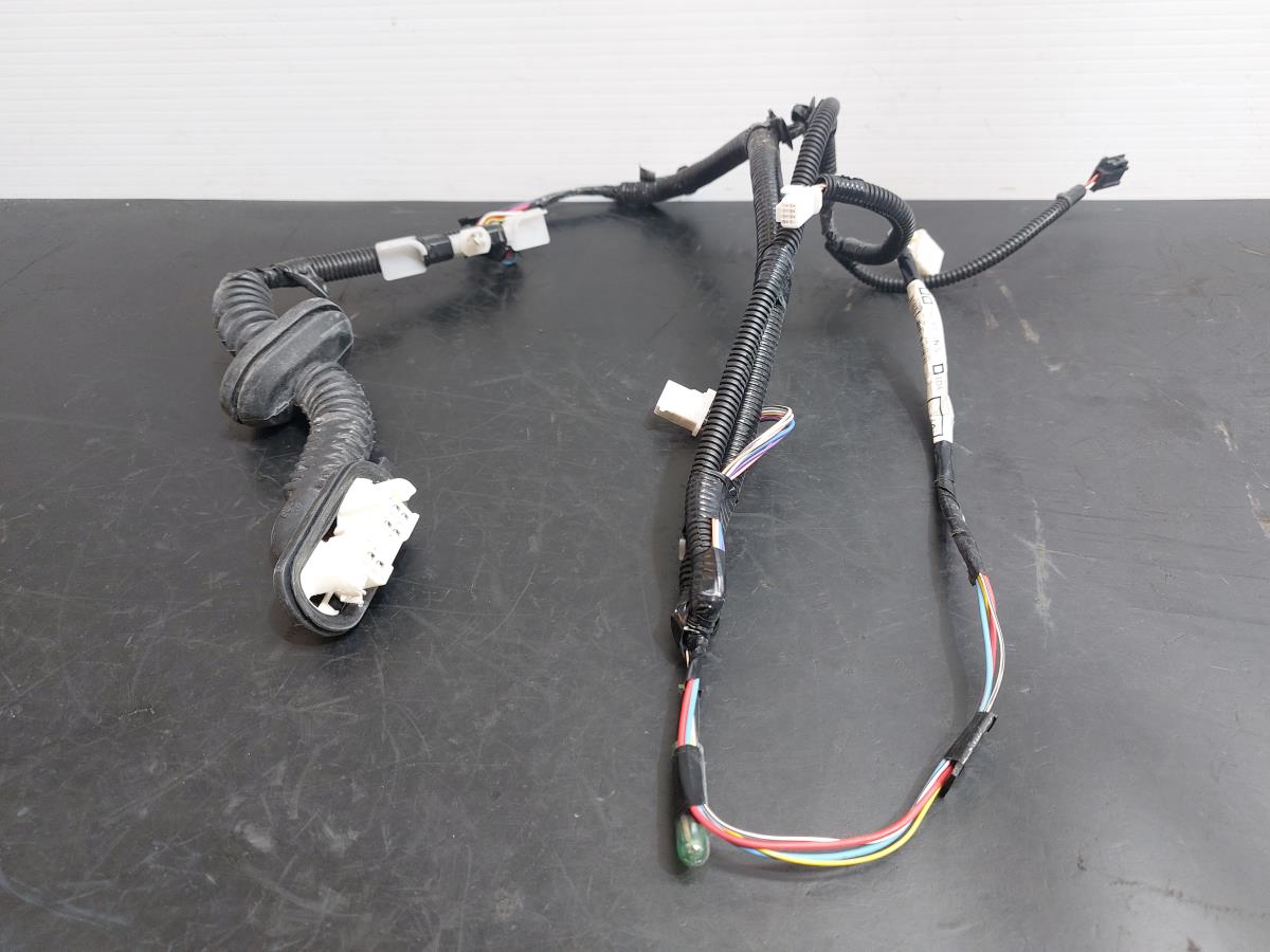 Cablaggio interno TOYOTA Verso (_R2_)