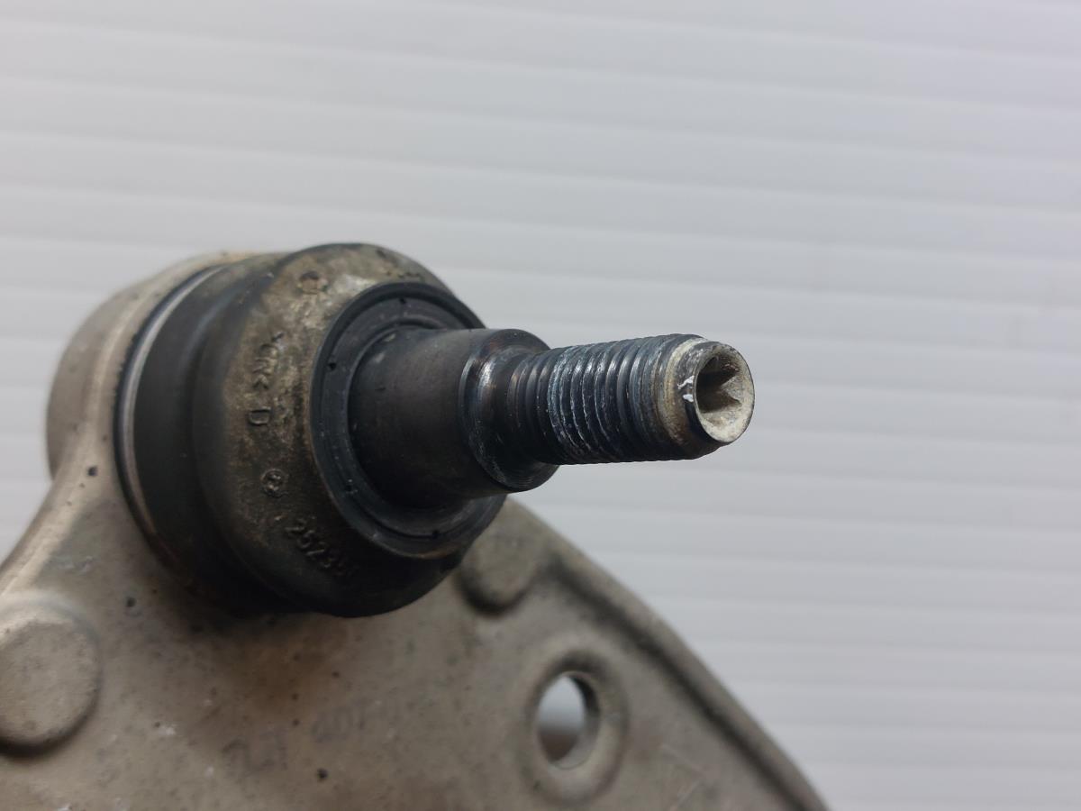 Bras de suspension Avant gauche AUDI Q7 (4L) Imagem-3