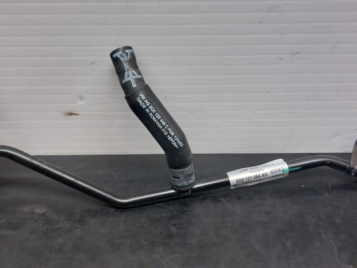 Tubo acqua AUDI A3 Sportback (8VA, 8VF) Imagem-2