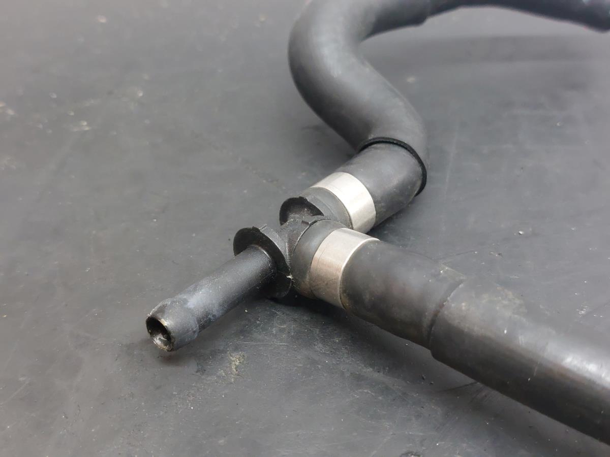 Tubo acqua AUDI A3 Sportback (8VA, 8VF) Imagem-2