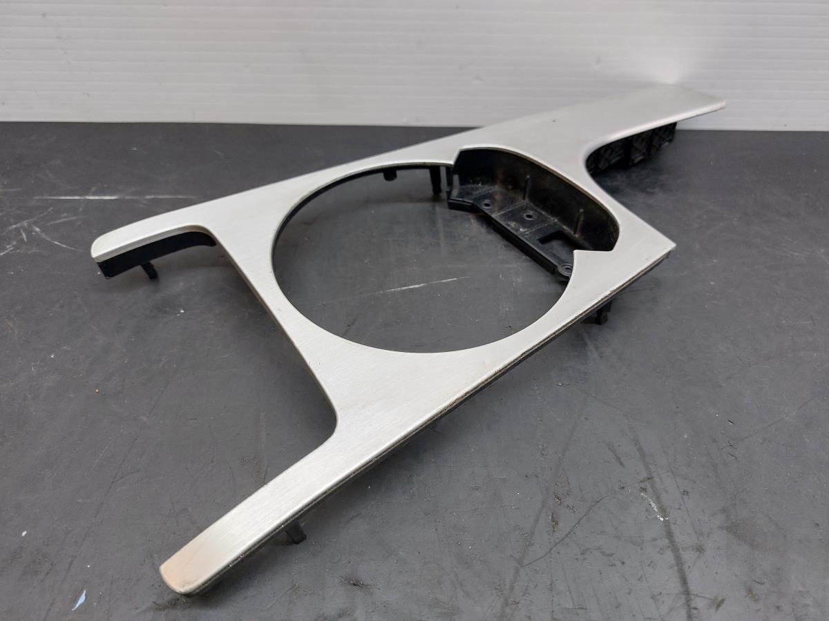 Moldura da consola central / rádio / aro AUDI TT (8J3) Imagem-5