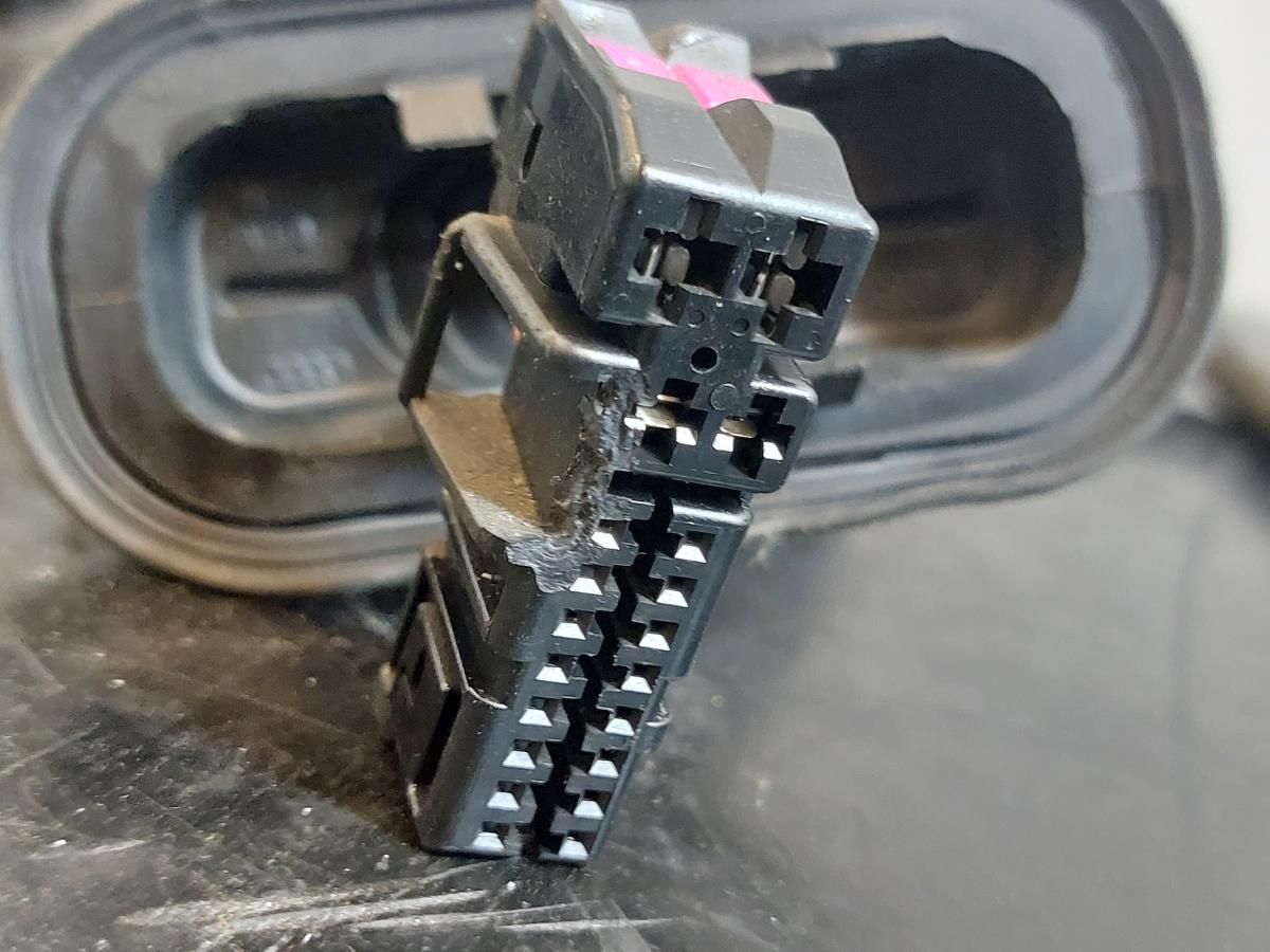 Installation électrique intérieure / câblage intérieur AUDI TT (8J3) Imagem-1