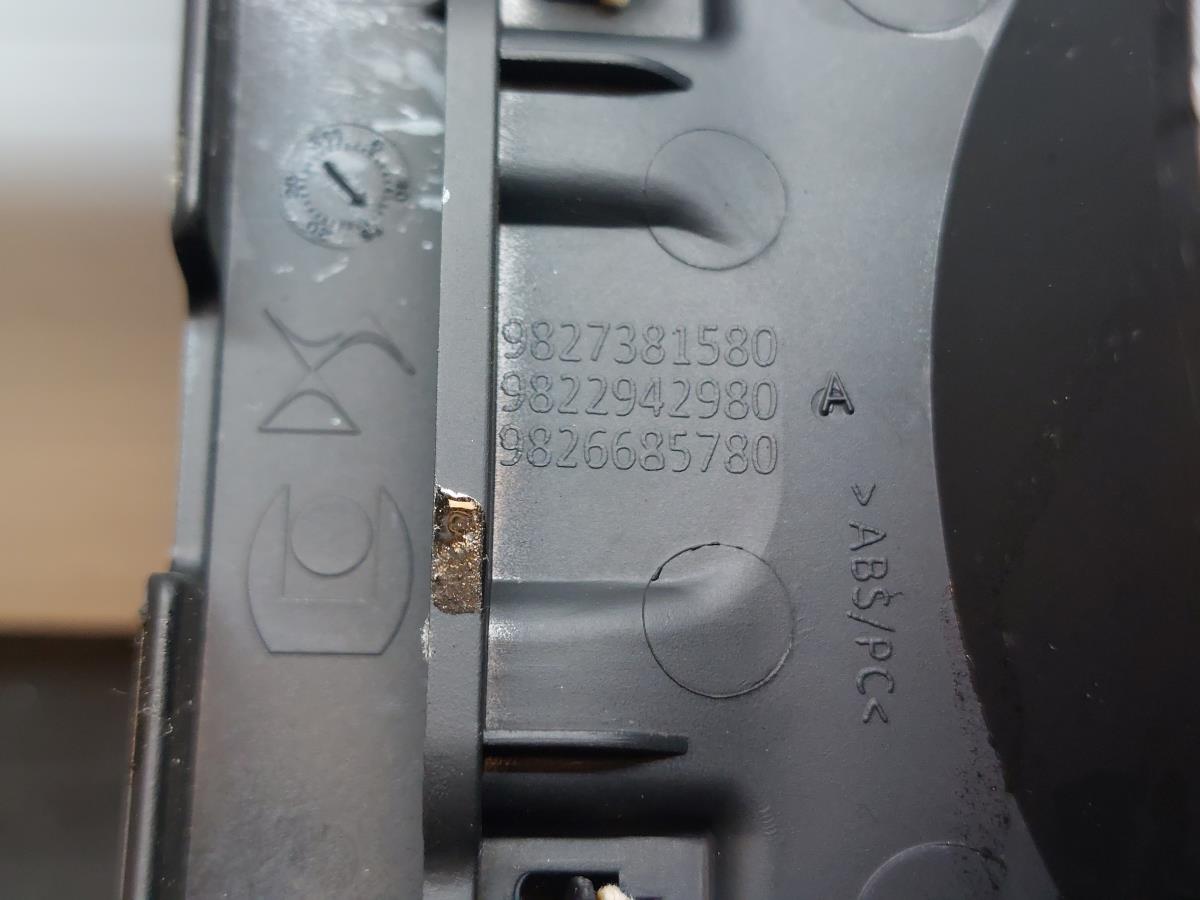 Moldura consola central / radio / aro DS DS3 Crossback Imagem-8